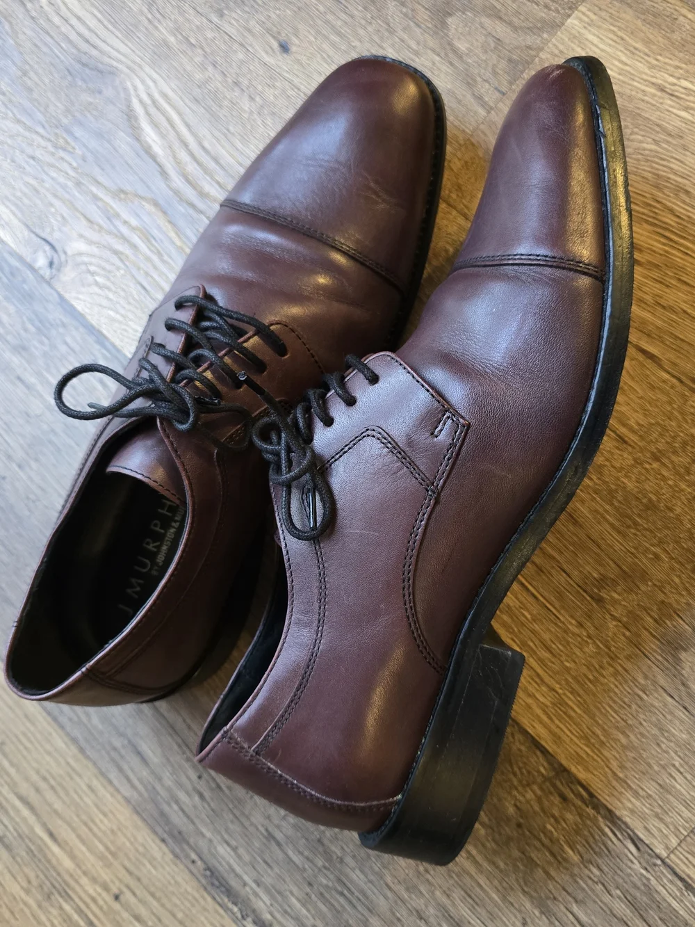 Johnston & Murphy Men's Leather Lace-Up Oxfords